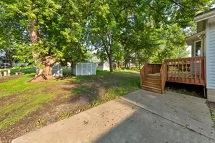 1209 7th St SE, Waseca, MN 56093 - Photo 5