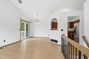 17604 Lorence Way, Eden Prairie, MN 55346 - Photo 7