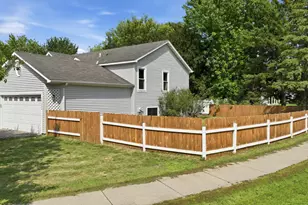 17604 Lorence Way, Eden Prairie, MN 55346 - Photo 33
