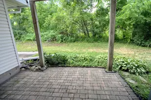 3431 Douglas Dr N, Crystal, MN 55422 - Photo 11
