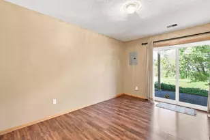 3431 Douglas Dr N, Crystal, MN 55422 - Photo 21