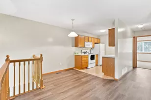 3431 Douglas Dr N, Crystal, MN 55422 - Photo 9