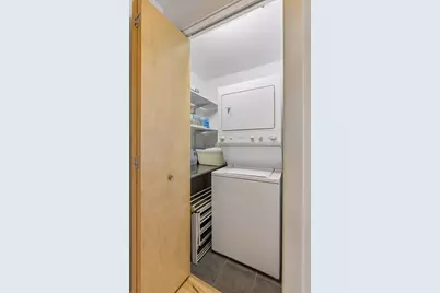 215 10th Avenue S #633, Minneapolis, MN 55415 - Photo 21