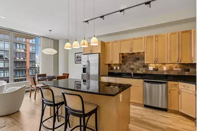 215 10th Avenue S #633, Minneapolis, MN 55415 - Photo 9
