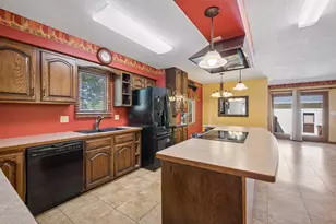 220 S Mccornell Ave, Parkers Prairie, MN 56361 - Photo 9
