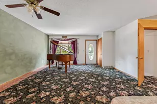 708 N Sprague St, Caledonia, MN 55921 - Photo 3