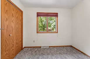708 N Sprague St, Caledonia, MN 55921 - Photo 5