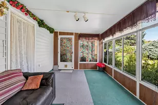708 N Sprague St, Caledonia, MN 55921 - Photo 11
