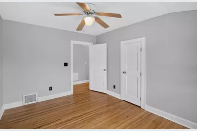2946 Vincent Avenue N, Minneapolis, MN 55411 - Photo 17