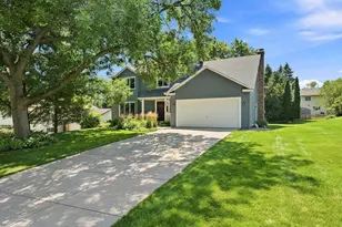 9391 Knighton Rd, Woodbury, MN 55125 - Photo 1