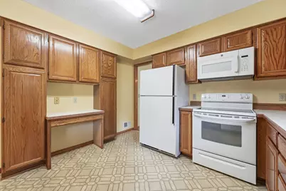 9391 Knighton Road, Woodbury, MN 55125 - Photo 13