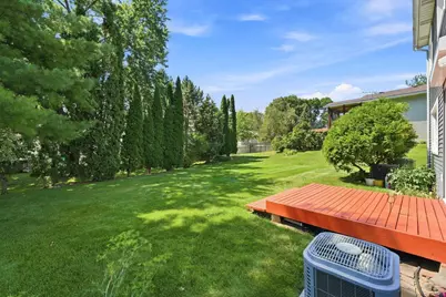 9391 Knighton Road, Woodbury, MN 55125 - Photo 27