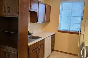 2011 Viking Dr NW, Rochester, MN 55901 - Photo 3