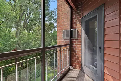 500 County Road B W #204, Roseville, MN 55113 - Photo 15