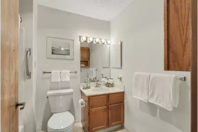 500 County Road B W #204, Roseville, MN 55113 - Photo 11