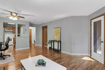 500 County Road B W #204, Roseville, MN 55113 - Photo 5