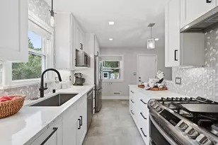 1434 Maryland Ave S, Saint Louis Park, MN 55426 - Photo 11