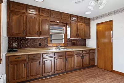423 S 1st Street, La Crescent, MN 55947 - Photo 11