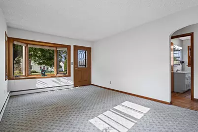 423 S 1st Street, La Crescent, MN 55947 - Photo 5