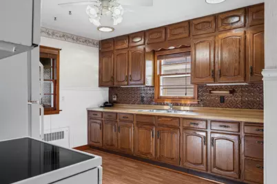 423 S 1st Street, La Crescent, MN 55947 - Photo 9