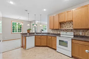 1878 13th St W, Hastings, MN 55033 - Photo 7