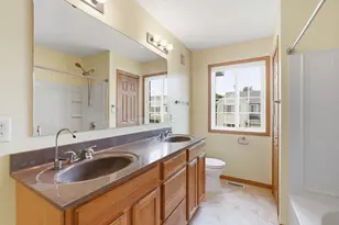 1878 13th St W, Hastings, MN 55033 - Photo 13