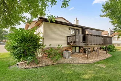 8717 N Maplebrook Circle, Brooklyn Park, MN 55445 - Photo 37