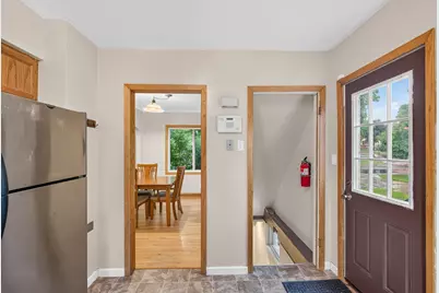 413 3rd Avenue E, Shakopee, MN 55379 - Photo 11