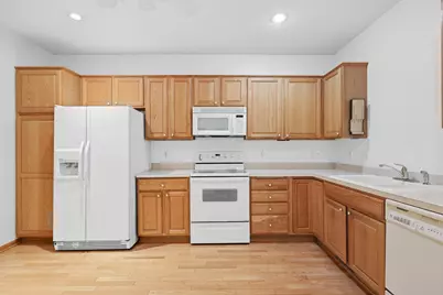 17706 38th Avenue N, Plymouth, MN 55446 - Photo 5