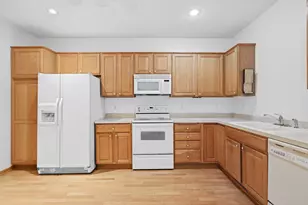 17706 38th Ave N, Plymouth, MN 55446 - Photo 5