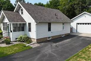 719 N Broadway, Fergus Falls, MN 56537 - Photo 29