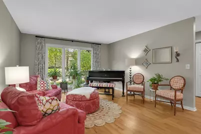 1775 Lexington Avenue S #23, Mendota Heights, MN 55118 - Photo 5