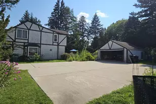 571 Century Ave N, Maplewood, MN 55119 - Photo 3