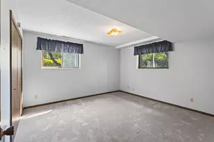 1858 Merrill St, Roseville, MN 55113 - Photo 21
