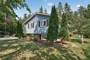 1858 Merrill St, Roseville, MN 55113 - Photo 3