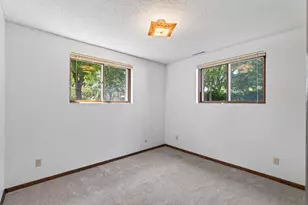 1858 Merrill St, Roseville, MN 55113 - Photo 23