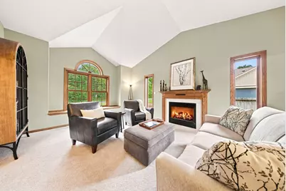 624 Galahad Road N, Hudson, WI 54016 - Photo 5