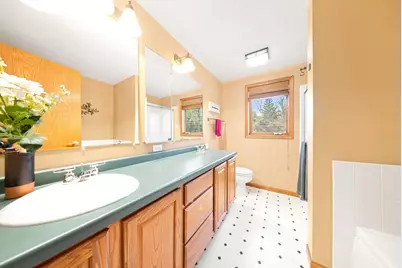 624 Galahad Road N, Hudson, WI 54016 - Photo 23
