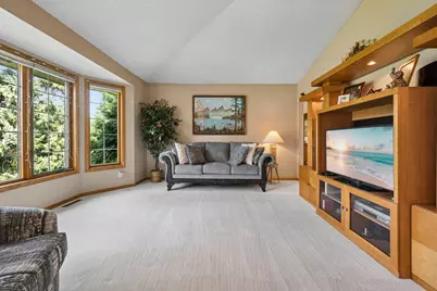 191 South Shore Court, Chanhassen, MN 55317 - Photo 23