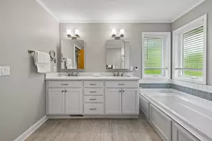 191 S Shore Ct, Chanhassen, MN 55317 - Photo 59