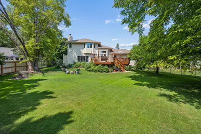 191 South Shore Court, Chanhassen, MN 55317 - Photo 17