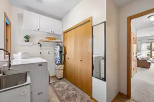 191 S Shore Ct, Chanhassen, MN 55317 - Photo 43