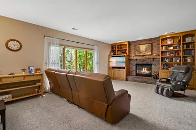 191 South Shore Court, Chanhassen, MN 55317 - Photo 35