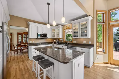 191 South Shore Court, Chanhassen, MN 55317 - Photo 29