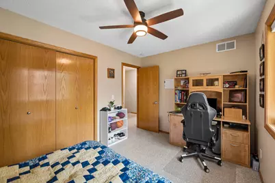 191 South Shore Court, Chanhassen, MN 55317 - Photo 53