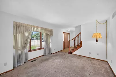 2466 Highview Lane SW, Rochester, MN 55902 - Photo 5