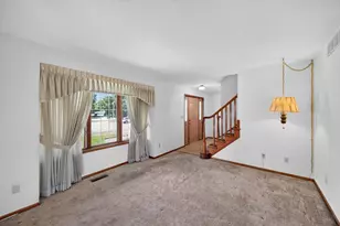 2466 Highview Ln SW, Rochester, MN 55902 - Photo 5