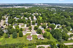 2466 Highview Ln SW, Rochester, MN 55902 - Photo 57