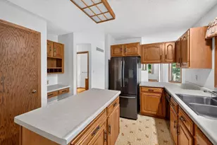 2466 Highview Ln SW, Rochester, MN 55902 - Photo 9