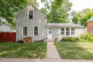 411 3rd Ave W, Shakopee, MN 55379 - Photo 1